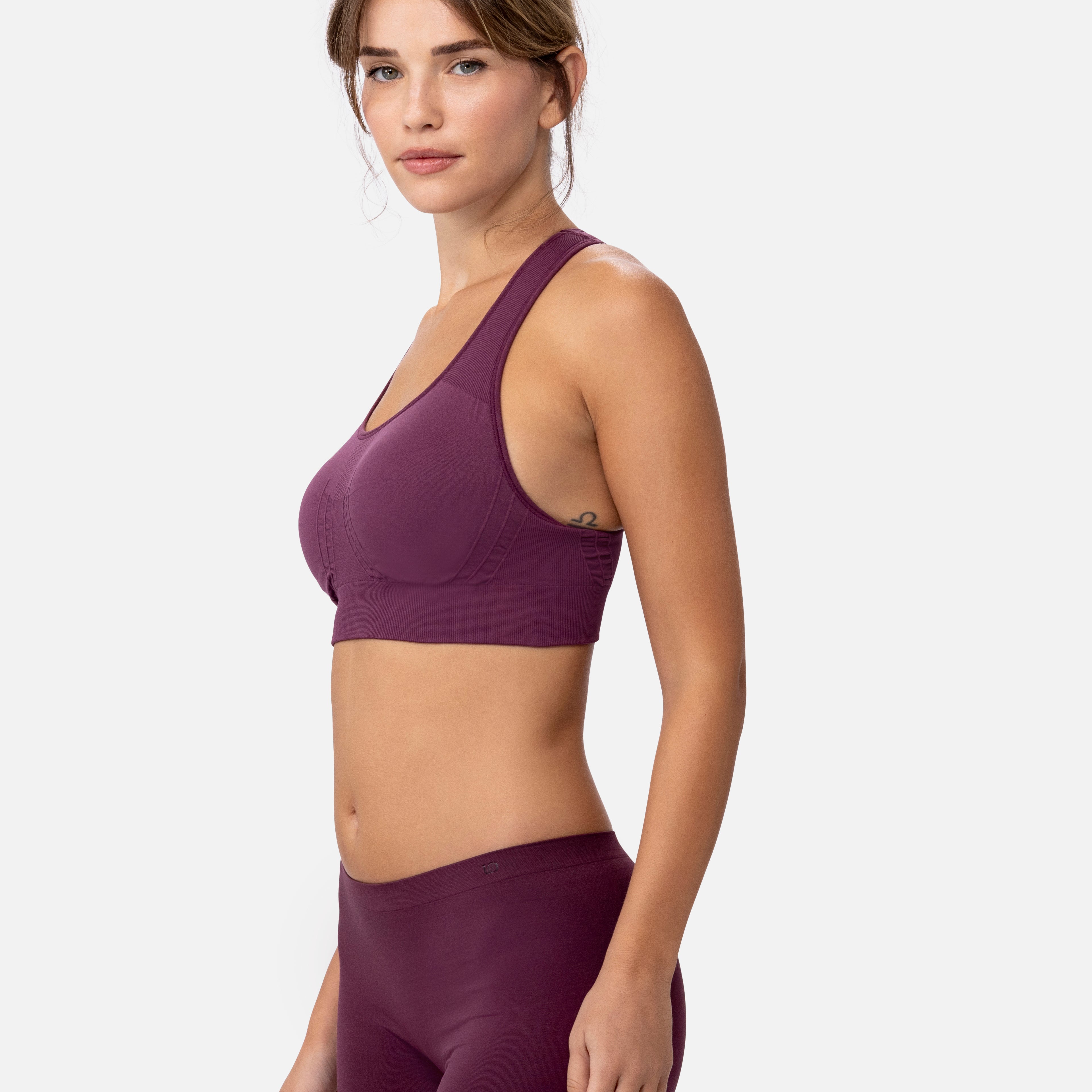 The Nowsunday Racerback Sports Bra (Sewn In Pads)