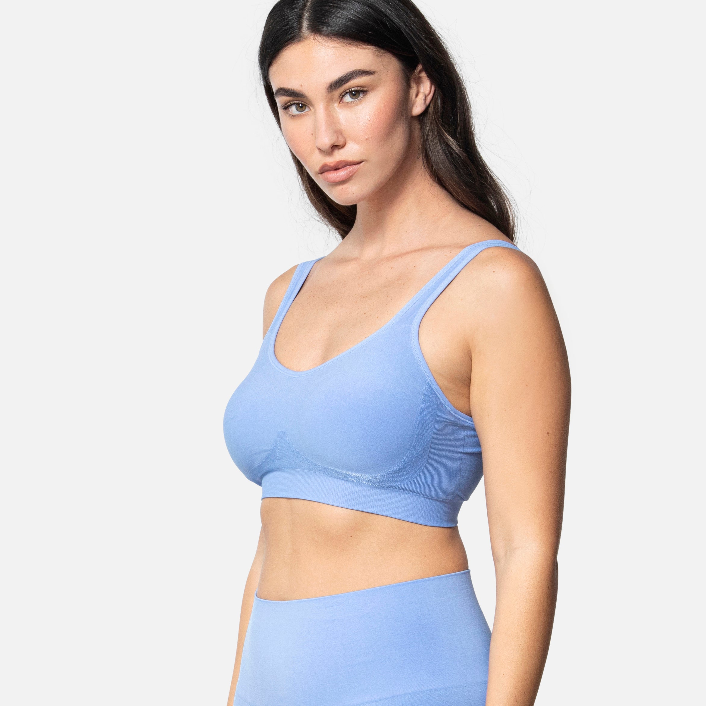 459 The Comfort Shaping Bra with Adjustable Straps