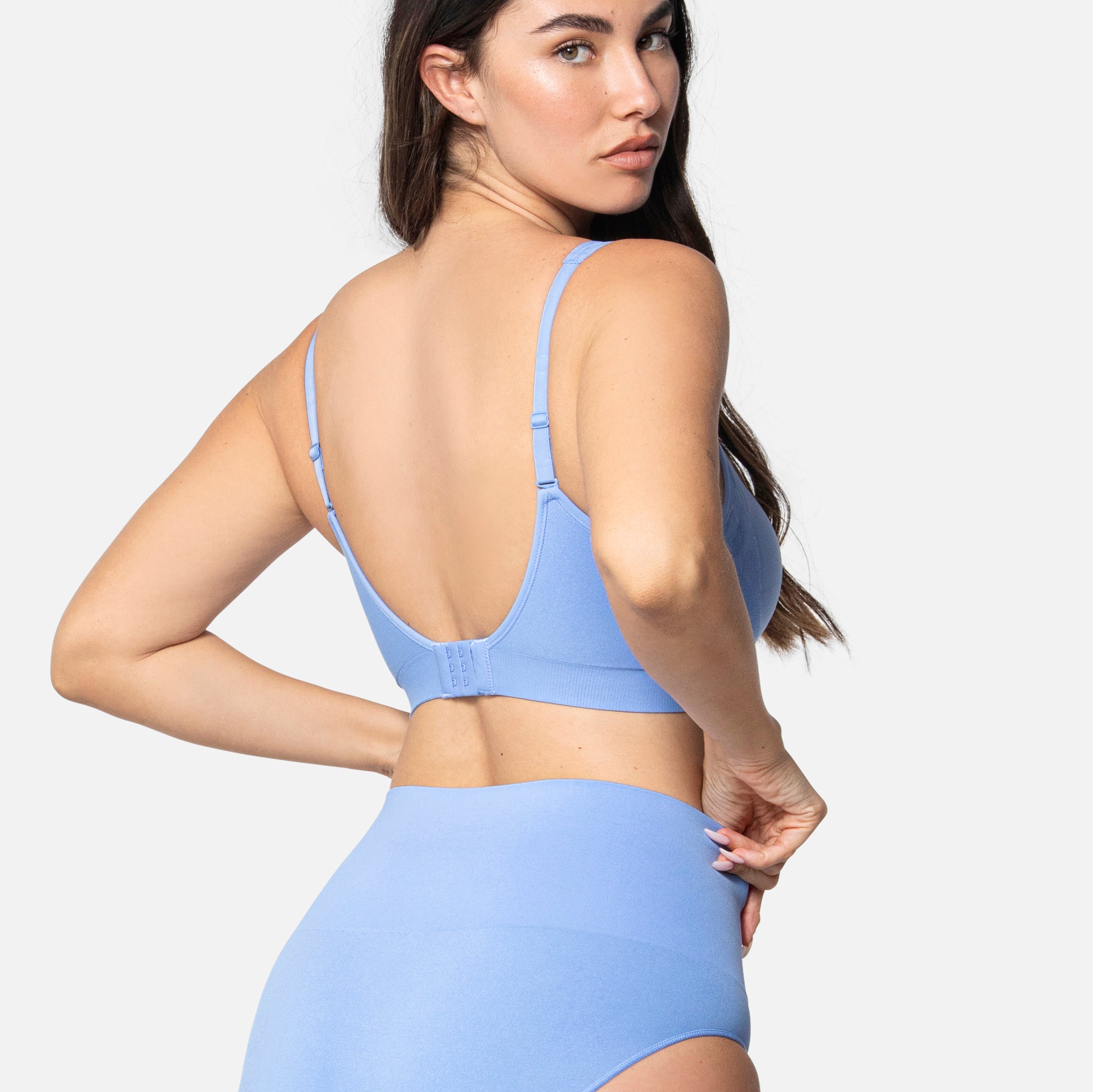 459 The Comfort Shaping Bra with Adjustable Straps