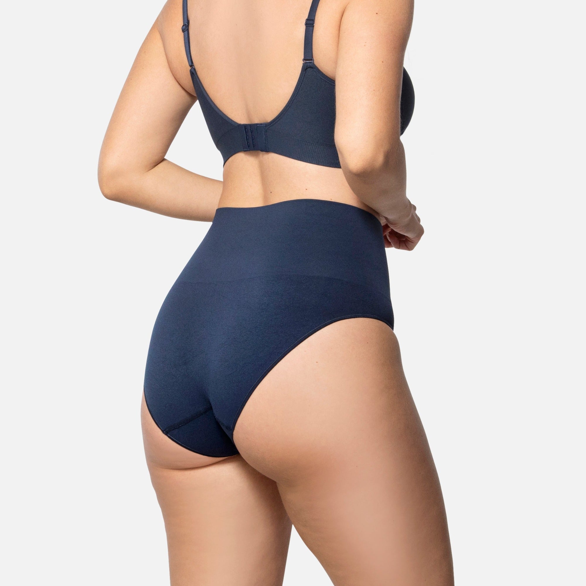 308 Smoothing At Waist Brief