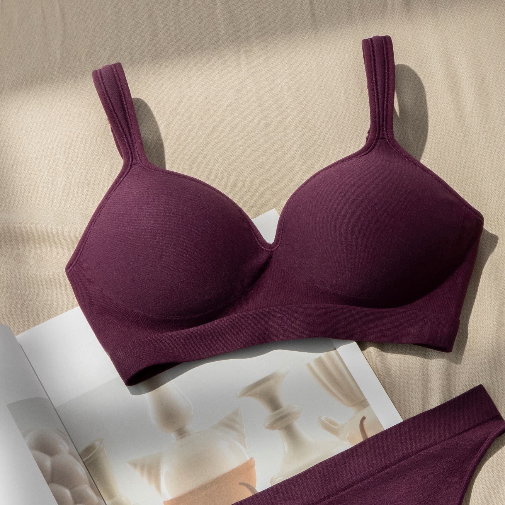 460 The Perfect Neckline Bra