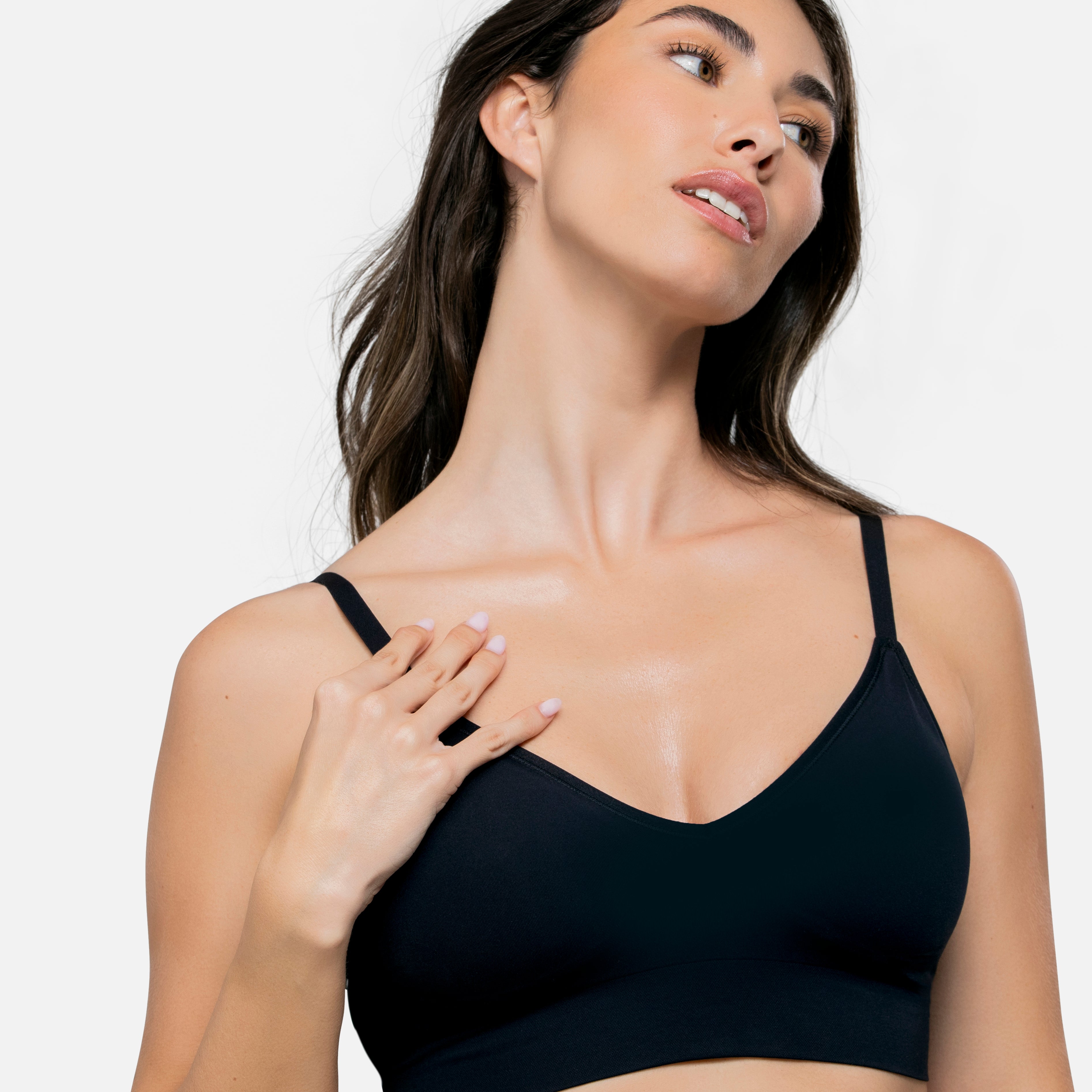 450 The Neckline Pullover Bralette