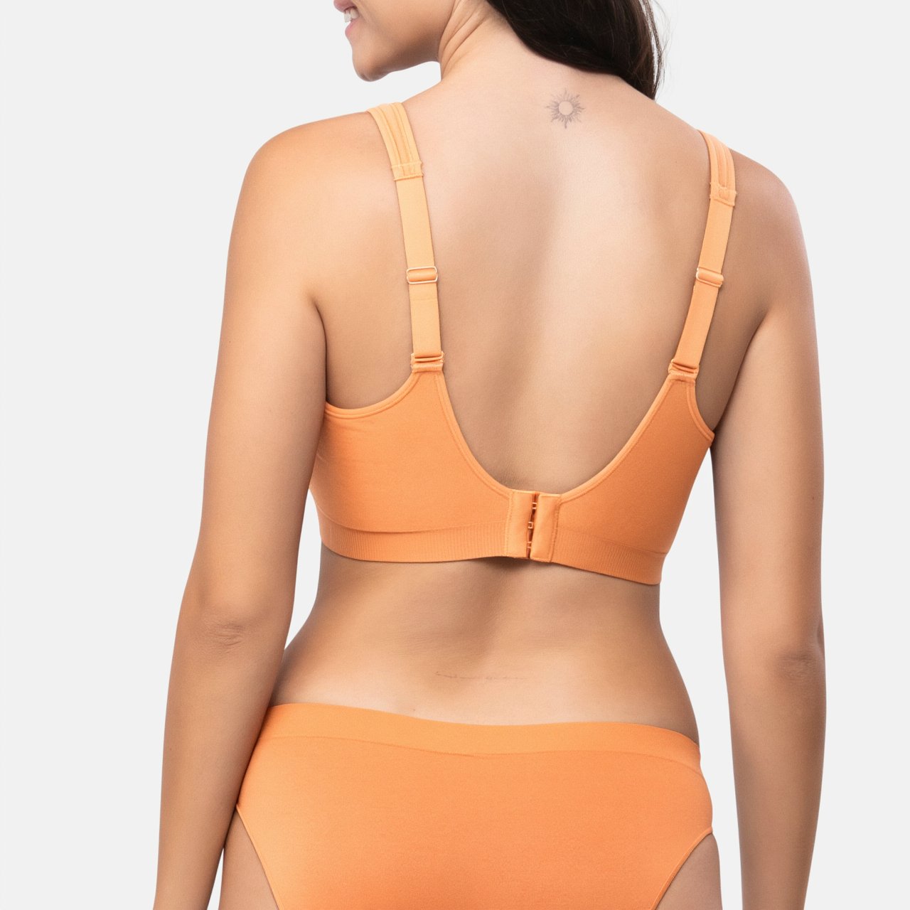 460 The Perfect Neckline Bra