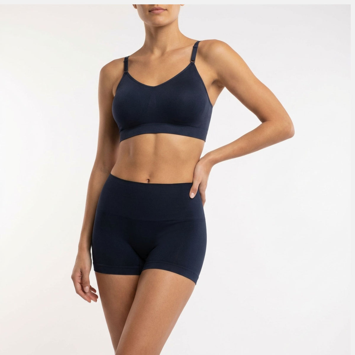 330 Smoothing At Waist Boyshort