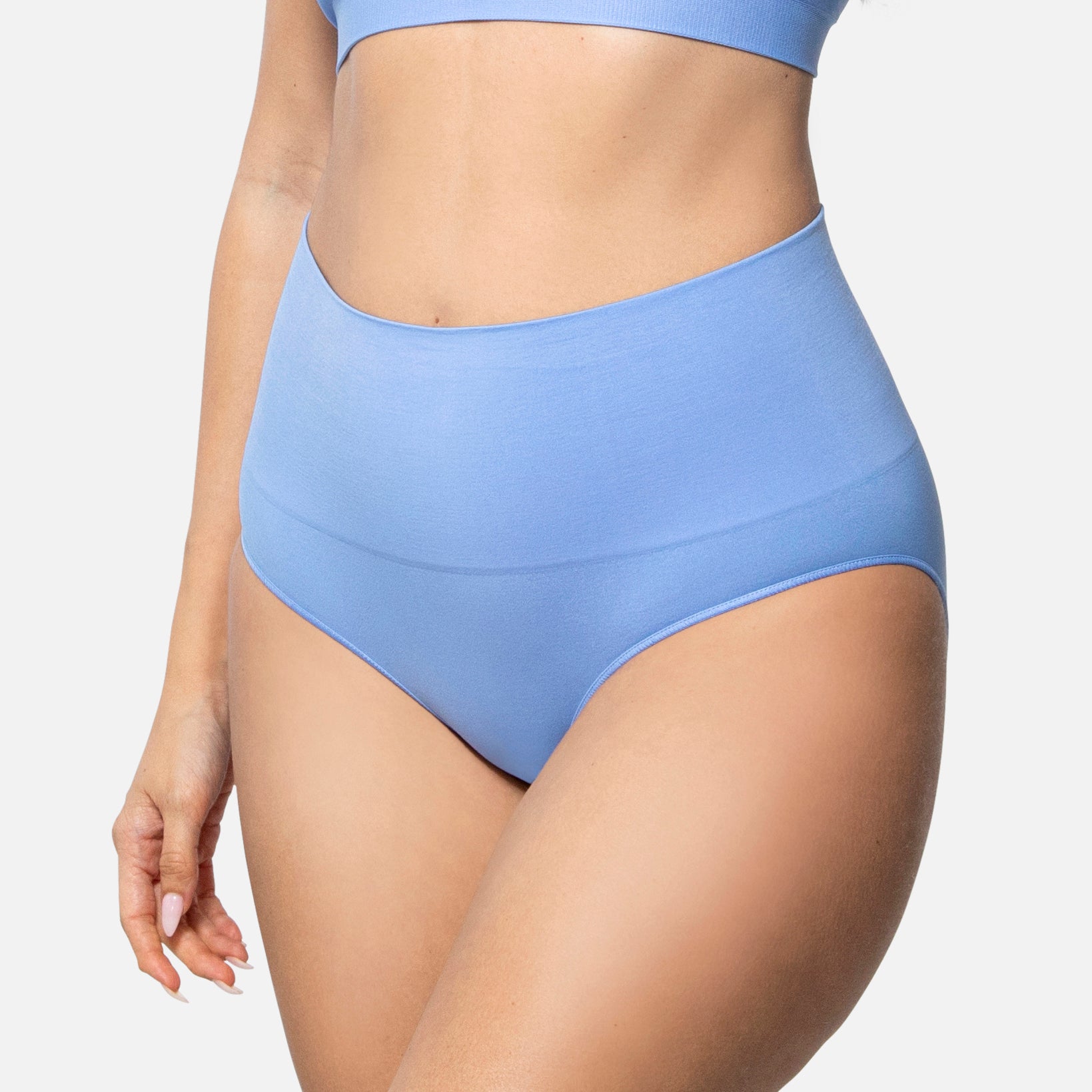 Smoothing At Waist Brief