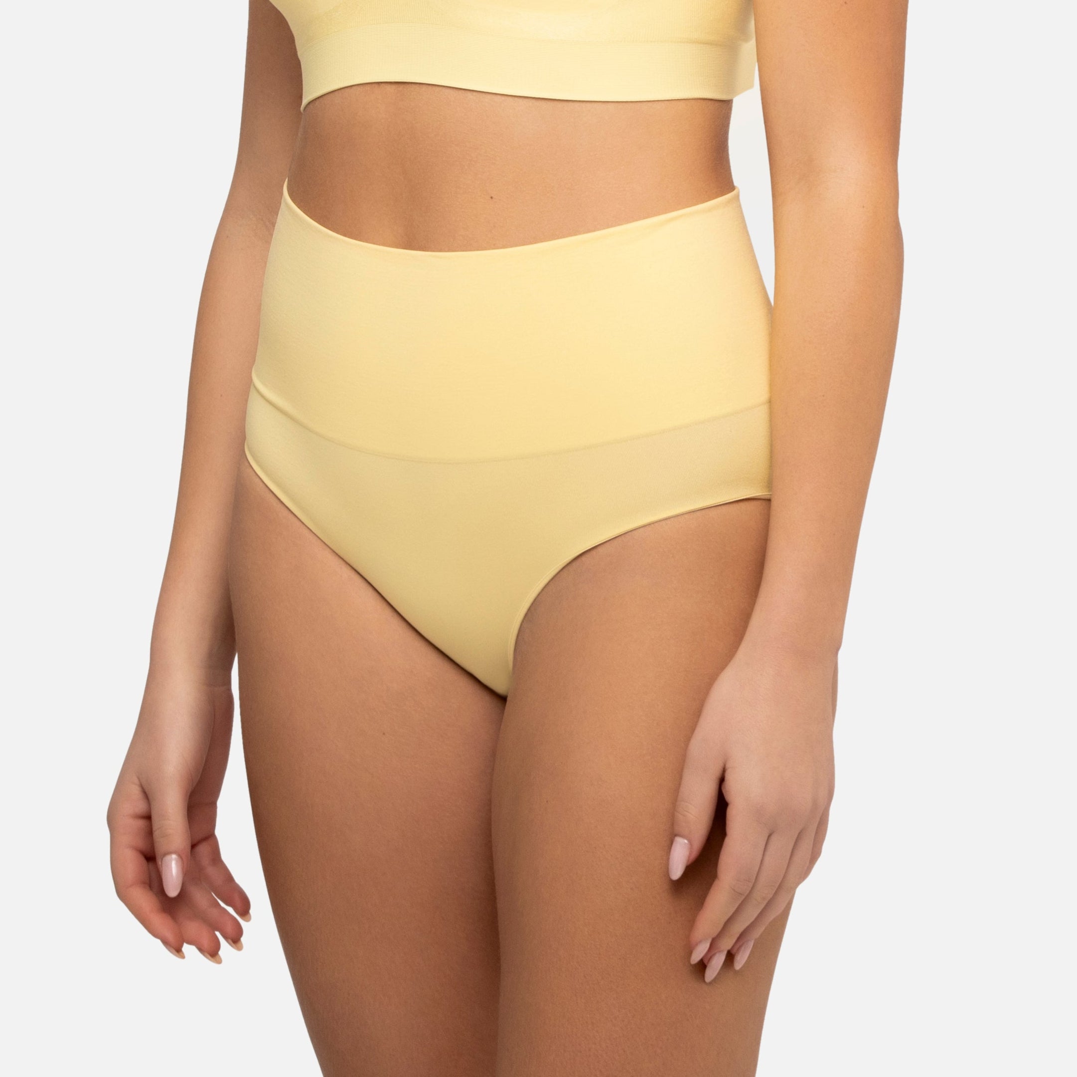 308 Smoothing At Waist Brief