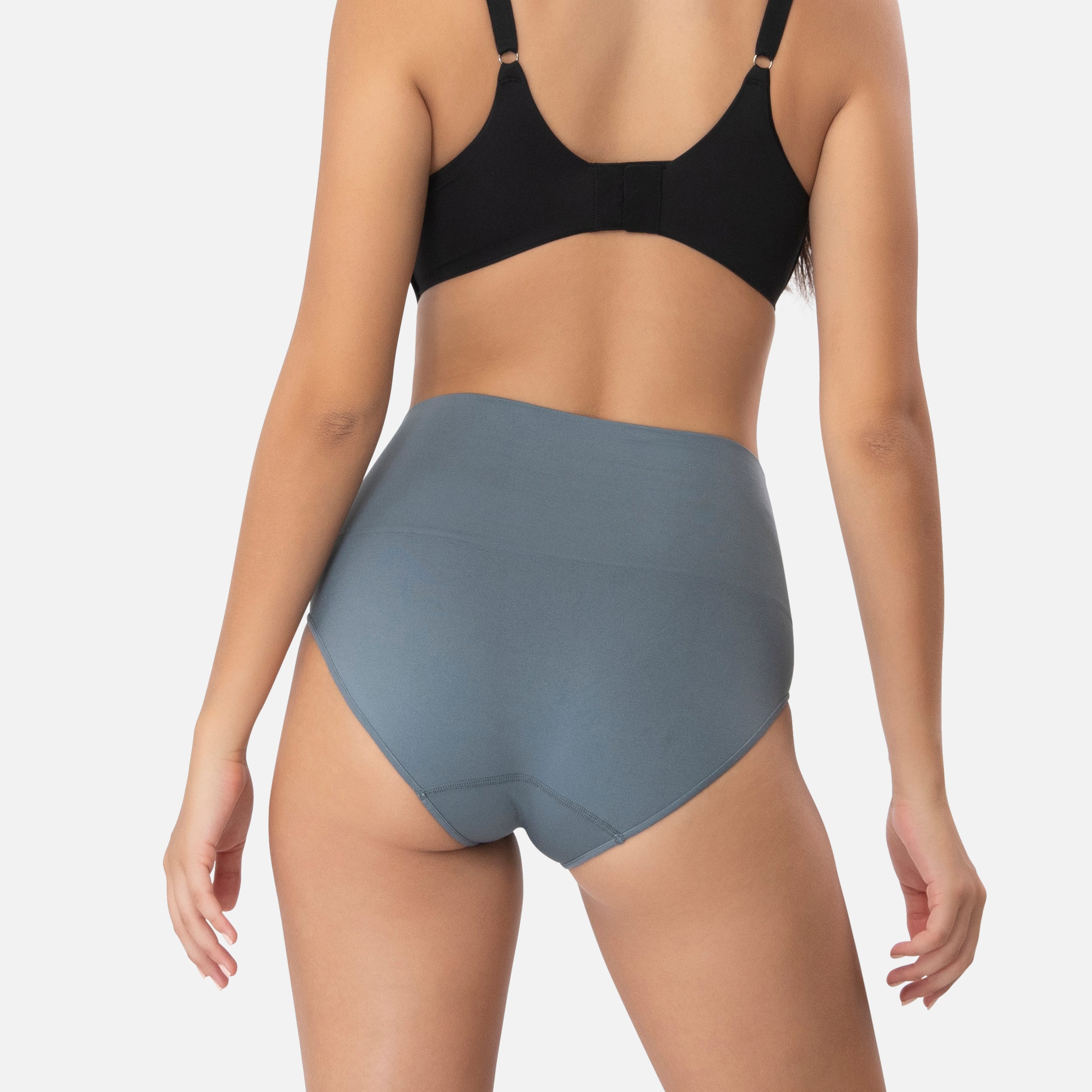 Smoothing At Waist Brief