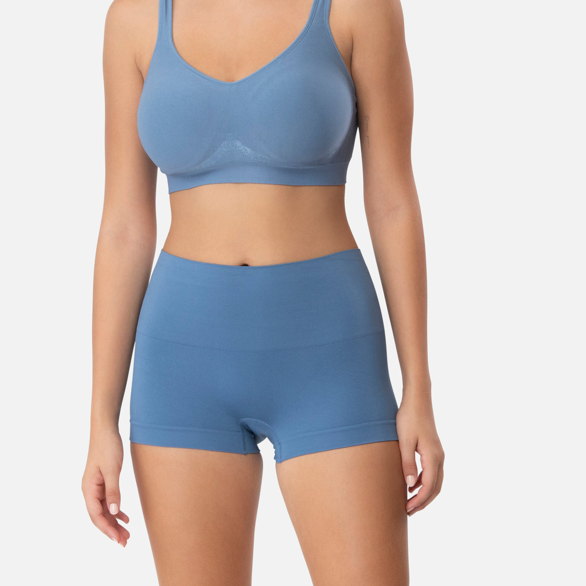 330 Smoothing At Waist Boyshort