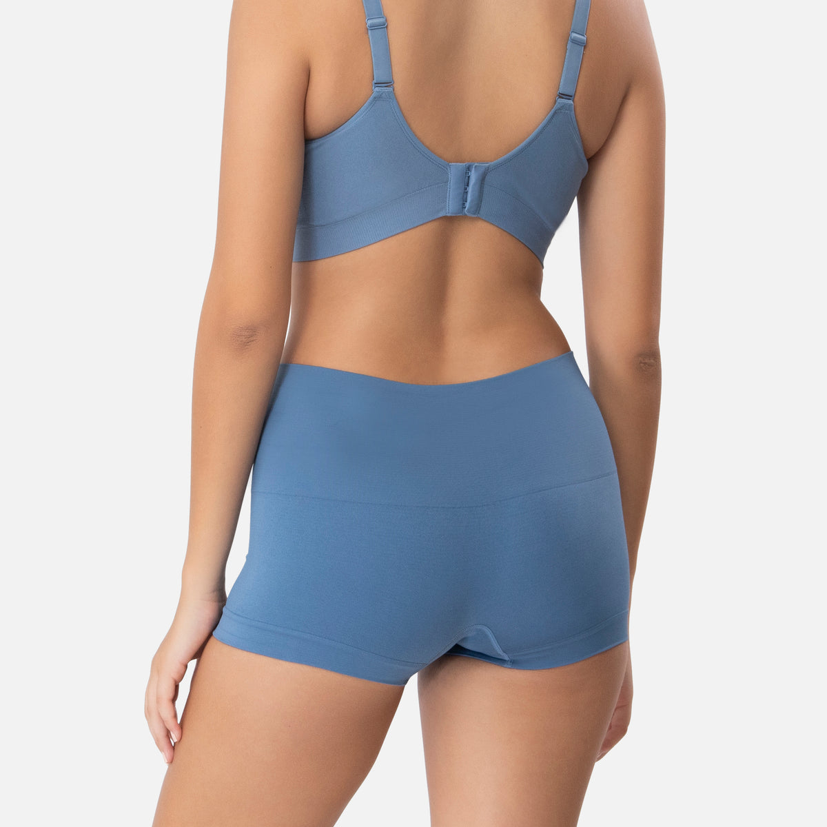 330 Smoothing At Waist Boyshort