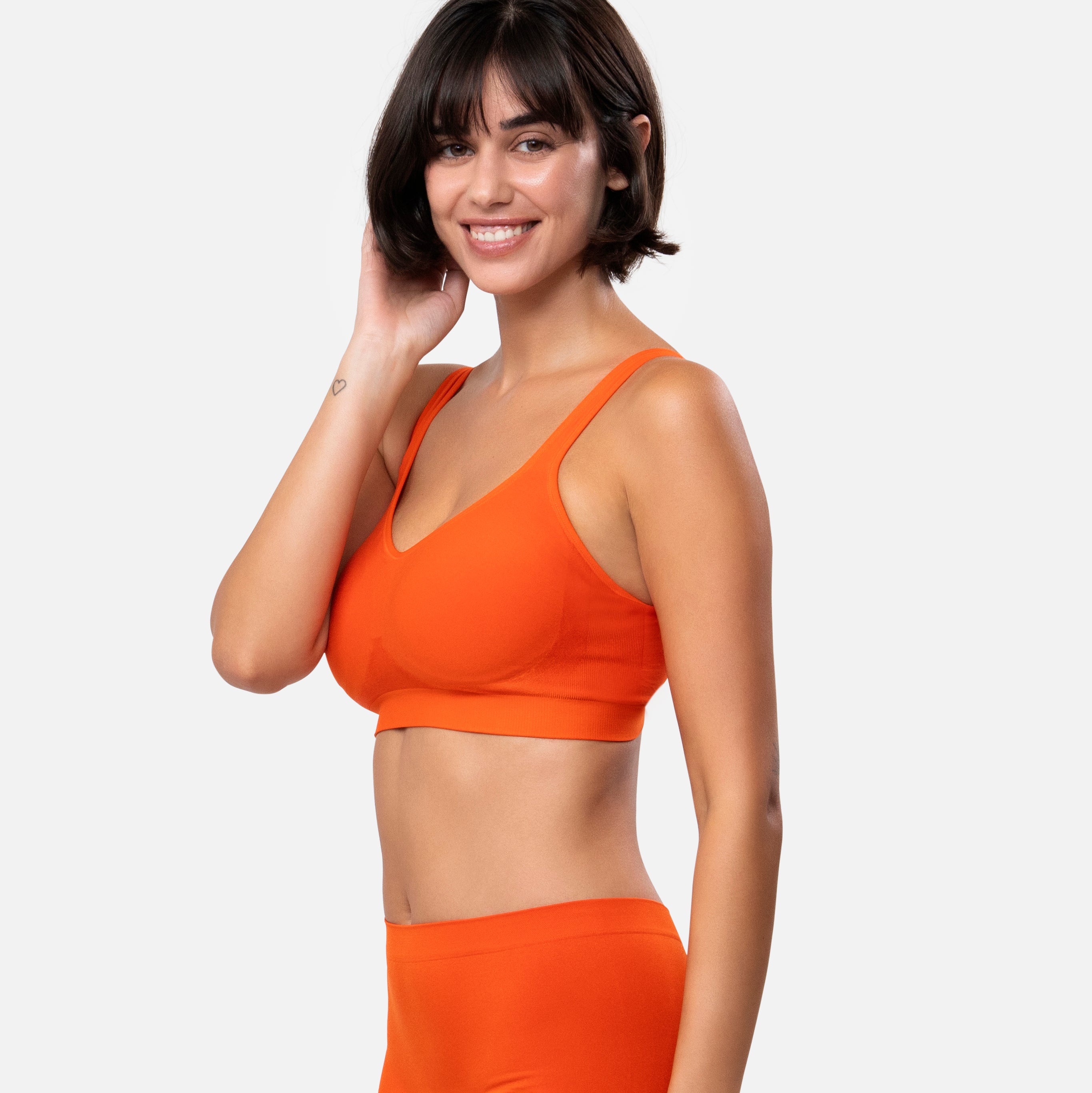 The Comfort Shaping Bra with Adjustable Straps