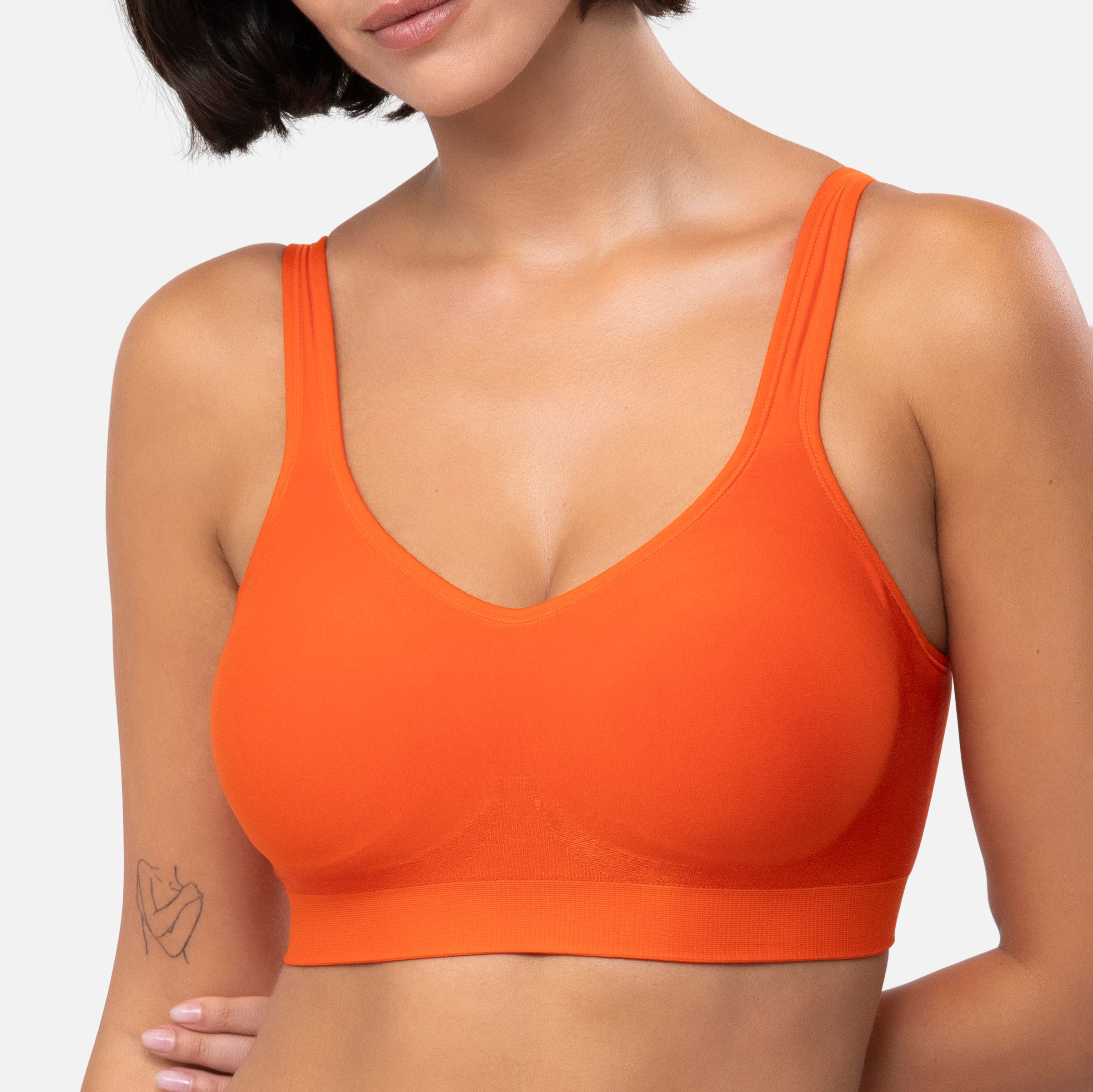 The Comfort Shaping Bra with Adjustable Straps