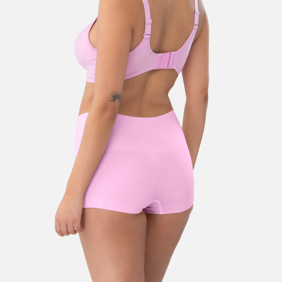 330 Smoothing At Waist Boyshort
