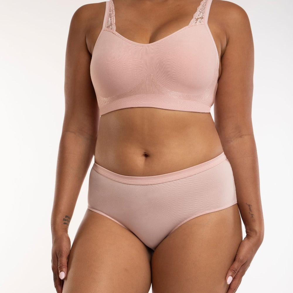 445 The Comfort Bra (Lace Straps)